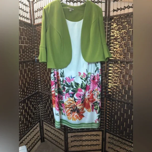 White Floral Print Dress with Green Jacket - Picture 8 of 9